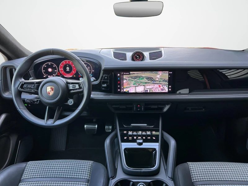 Porsche Cayenne GTS COUPE/FACELIFT/CARBON/SPORT DESIGN/BURMES/360/, снимка 16 - Автомобили и джипове - 52200527