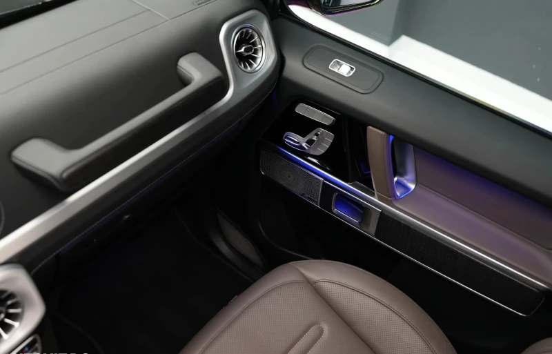 Mercedes-Benz G 400 d AMG-Line, снимка 14 - Автомобили и джипове - 52455564