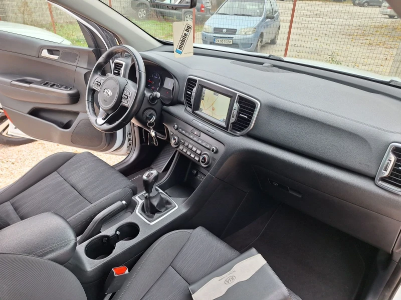 Kia Sportage 1.7d* Навигация/Камера/Лед/6ск* , снимка 10 - Автомобили и джипове - 52907008
