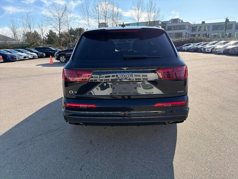 Audi Q7 * Progressiv * CARFAX * БЕЗ ПЪРВОНАЧАЛНА ВНОСКА, снимка 4 - Автомобили и джипове - 53379577