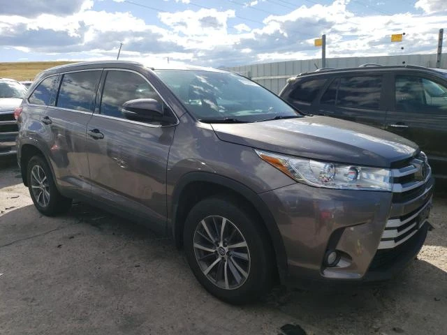 Toyota Highlander 2019 TOYOTA HIGHLANDER SE, снимка 4 - Автомобили и джипове - 47706132