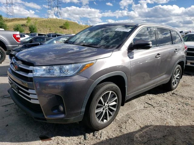 Toyota Highlander 2019 TOYOTA HIGHLANDER SE, снимка 2 - Автомобили и джипове - 47706132