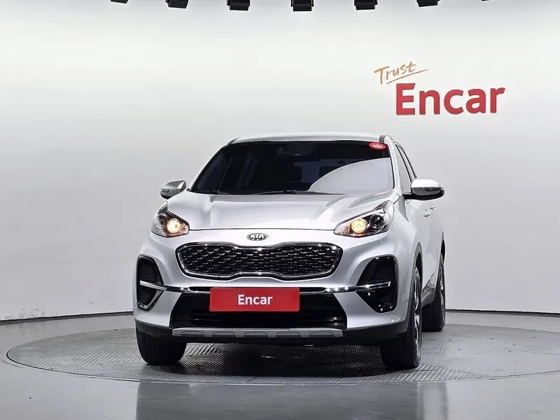 Kia Sportage 1.6D 4WD, снимка 3 - Автомобили и джипове - 56305094