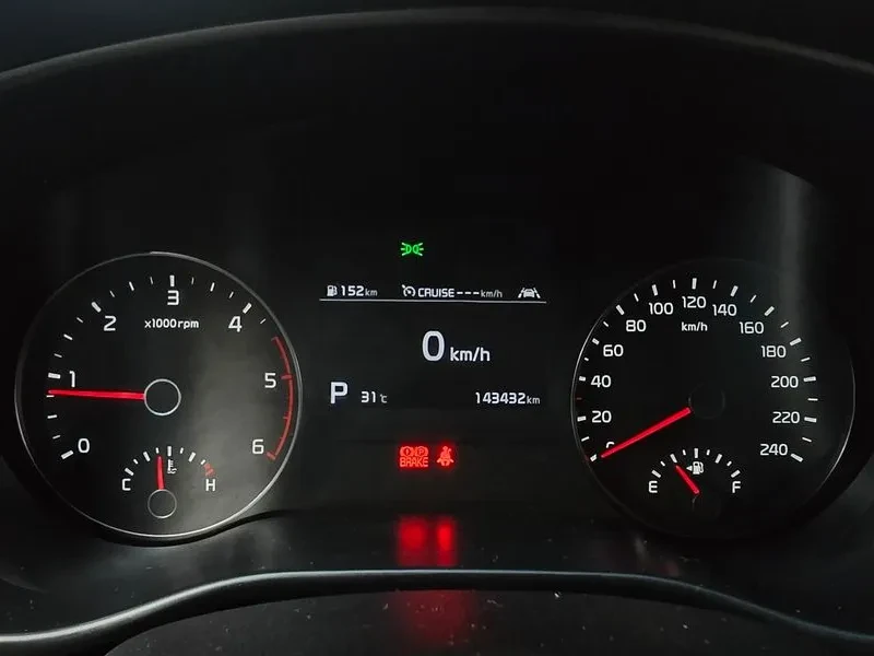 Kia Sportage 1.6D 4WD, снимка 8 - Автомобили и джипове - 56305094