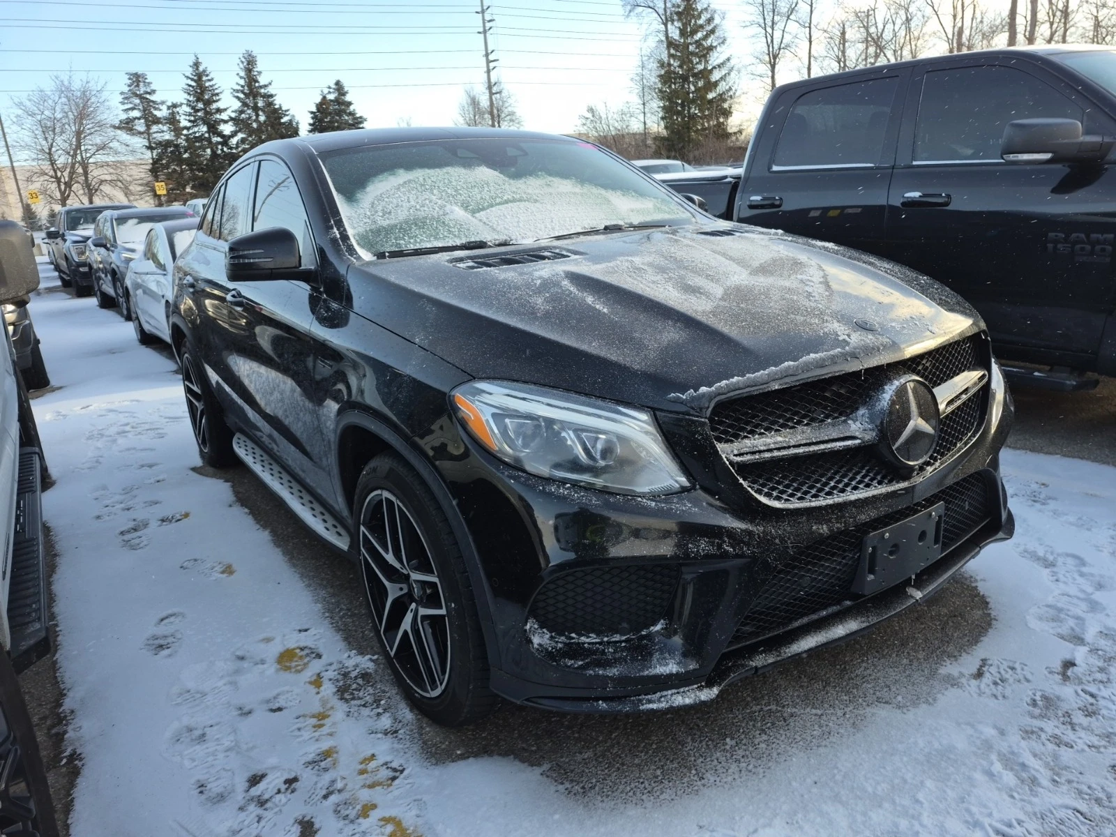 Mercedes-Benz GLE 43 AMG * * CARFAX * * АВТО КРЕДИТ * *  - изображение 2