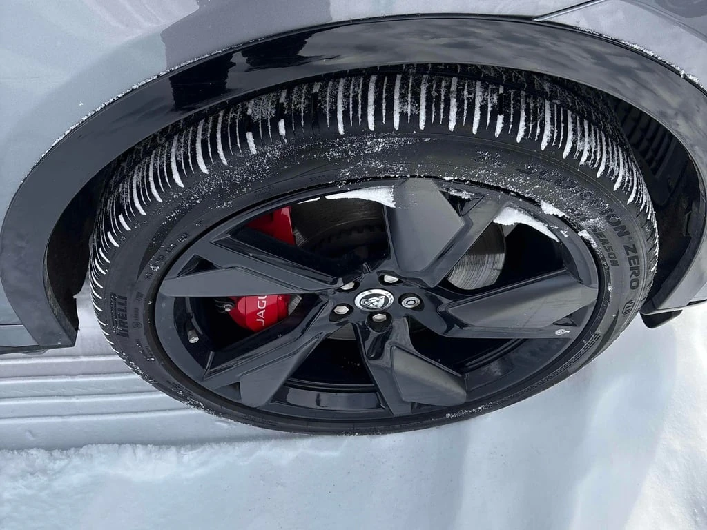 Jaguar F-PACE * SVR * CARFAX * ��� ������������ ������ | Mobile.bg � ����������� 7