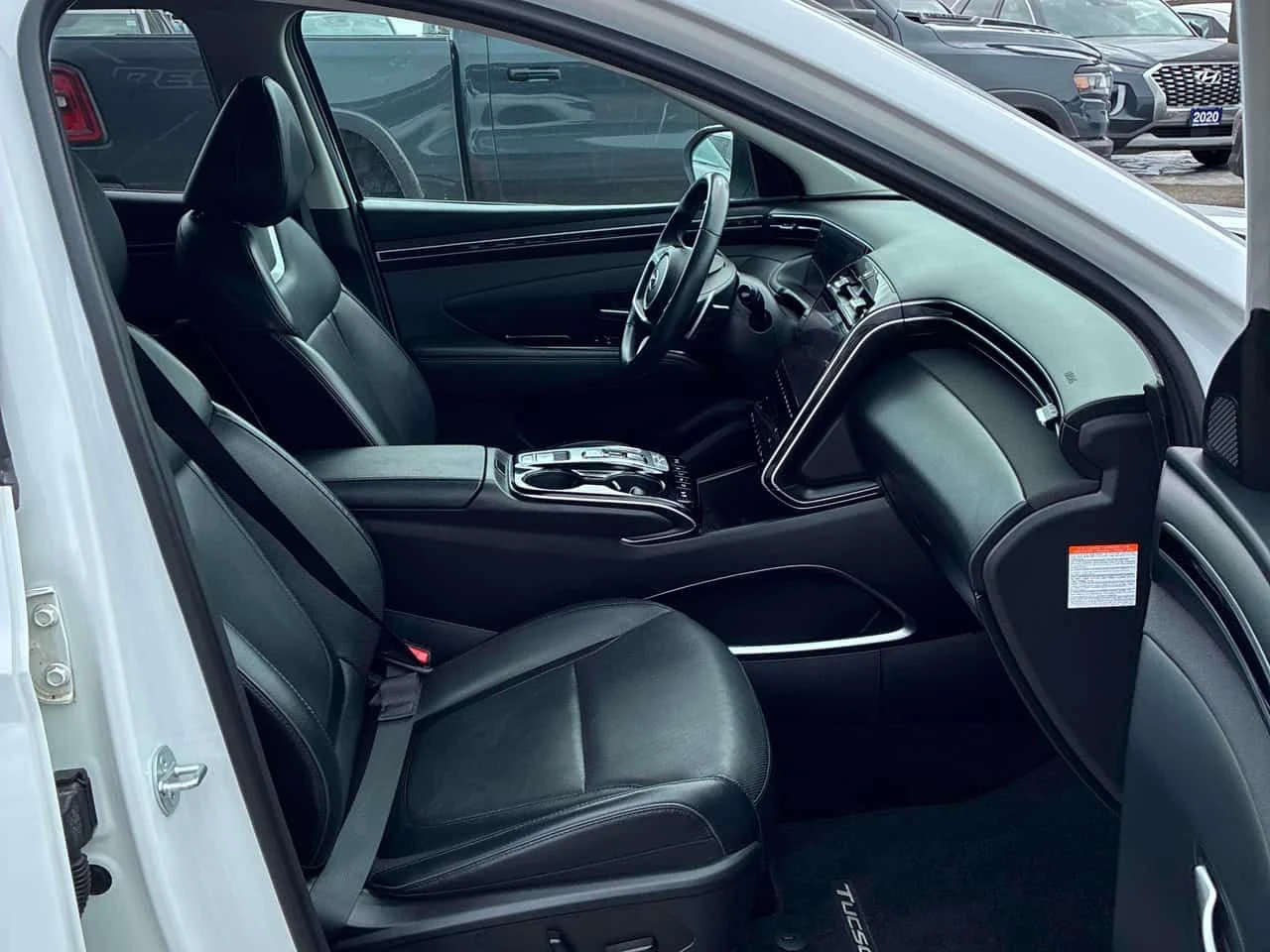 Hyundai Tucson Ultimate  CARFAX, снимка 17 - Автомобили и джипове - 53746227