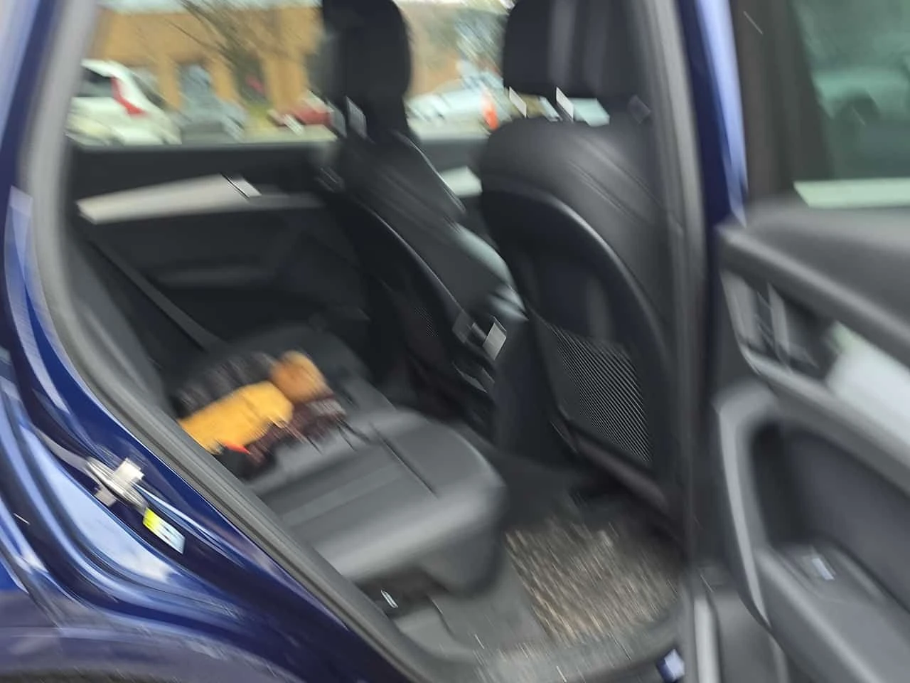 Audi Q5 PROGRESSIV * ПОДГРЕВ * ПАНОРАМА * ПРЕДСТАВИТЕЛСТО, снимка 14 - Автомобили и джипове - 53930098