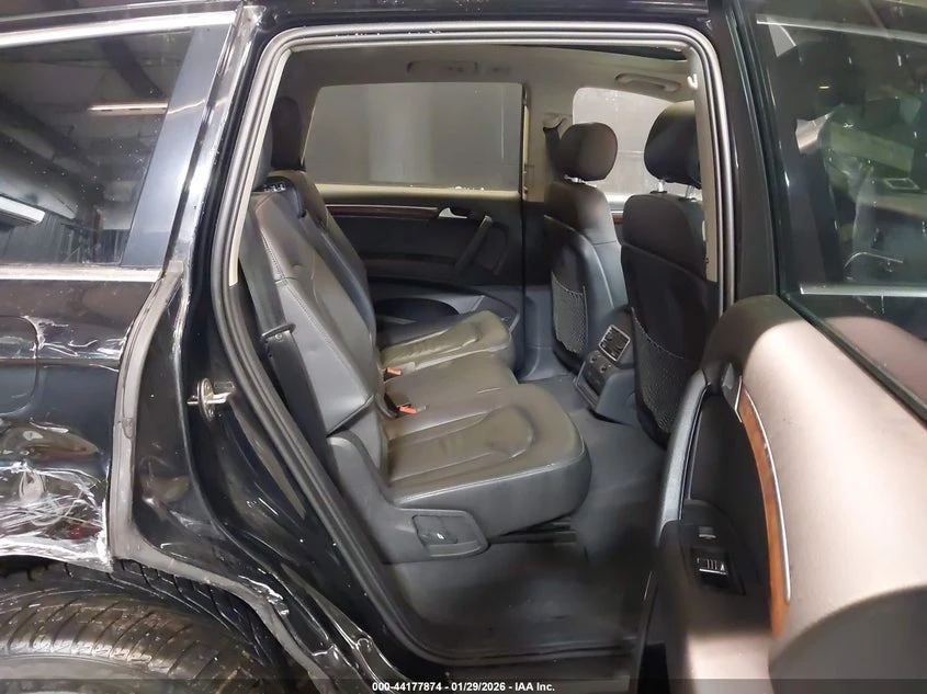 Audi Q7 3l 3.0 Tdi Premium, снимка 8 - Автомобили и джипове - 54141634