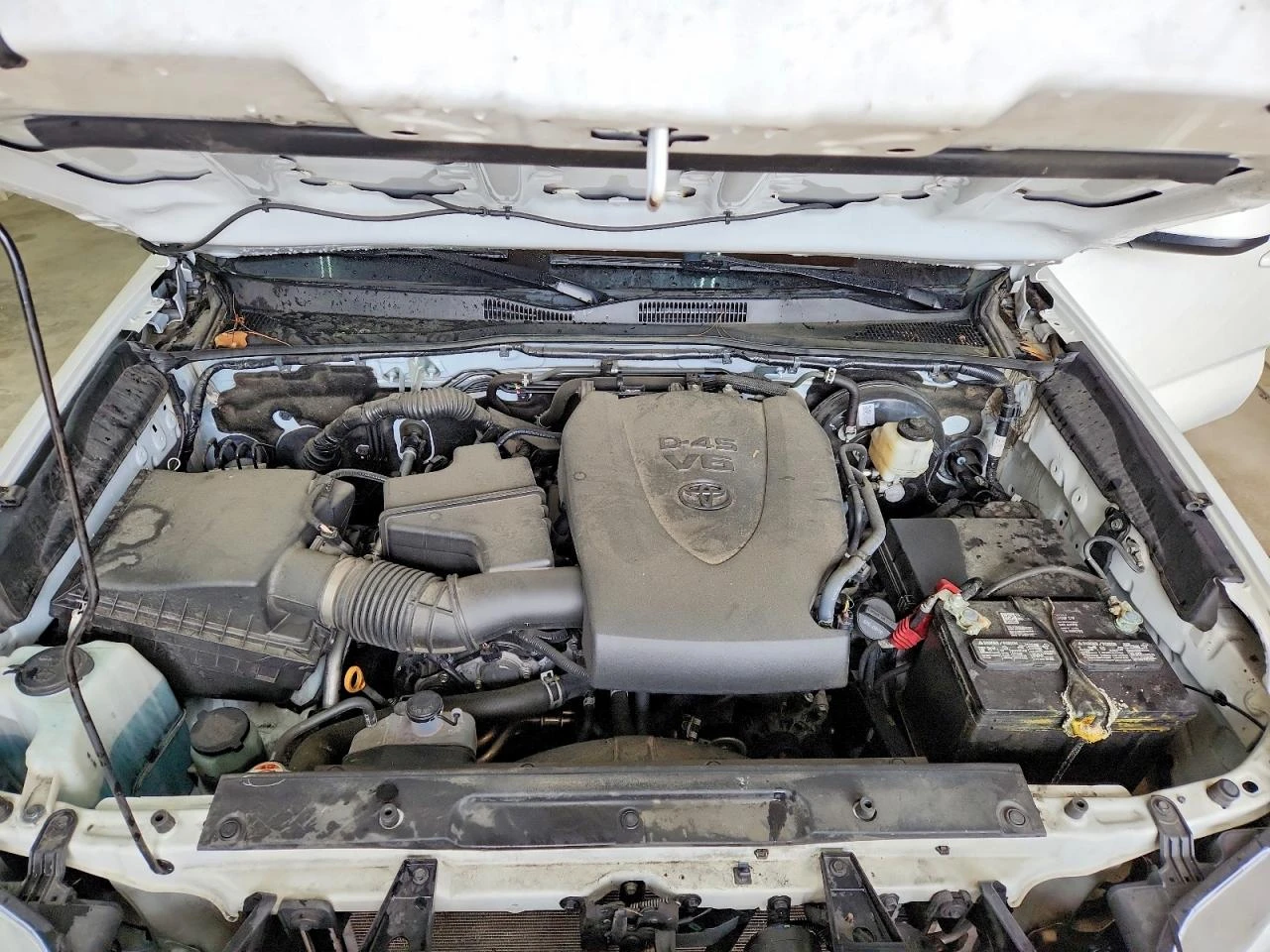 Toyota Tacoma 3.5l Sr V6, снимка 11 - Автомобили и джипове - 54731390