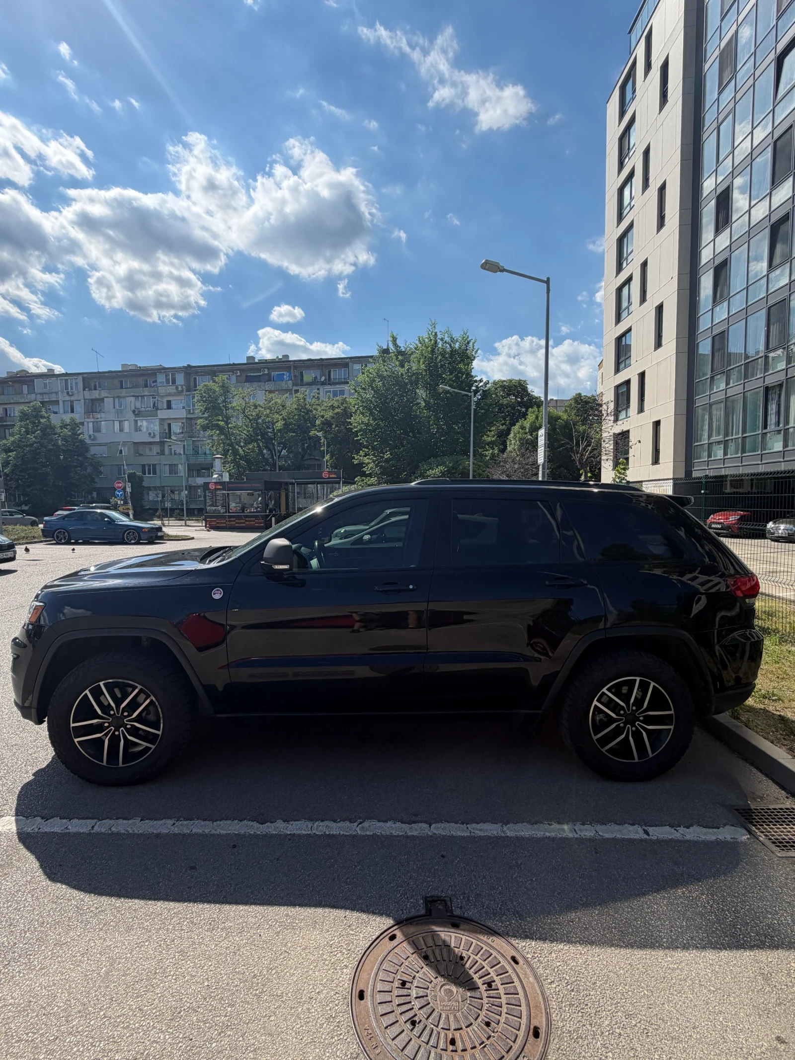 Jeep Grand cherokee Trailhalk , снимка 4 - Автомобили и джипове - 54917631