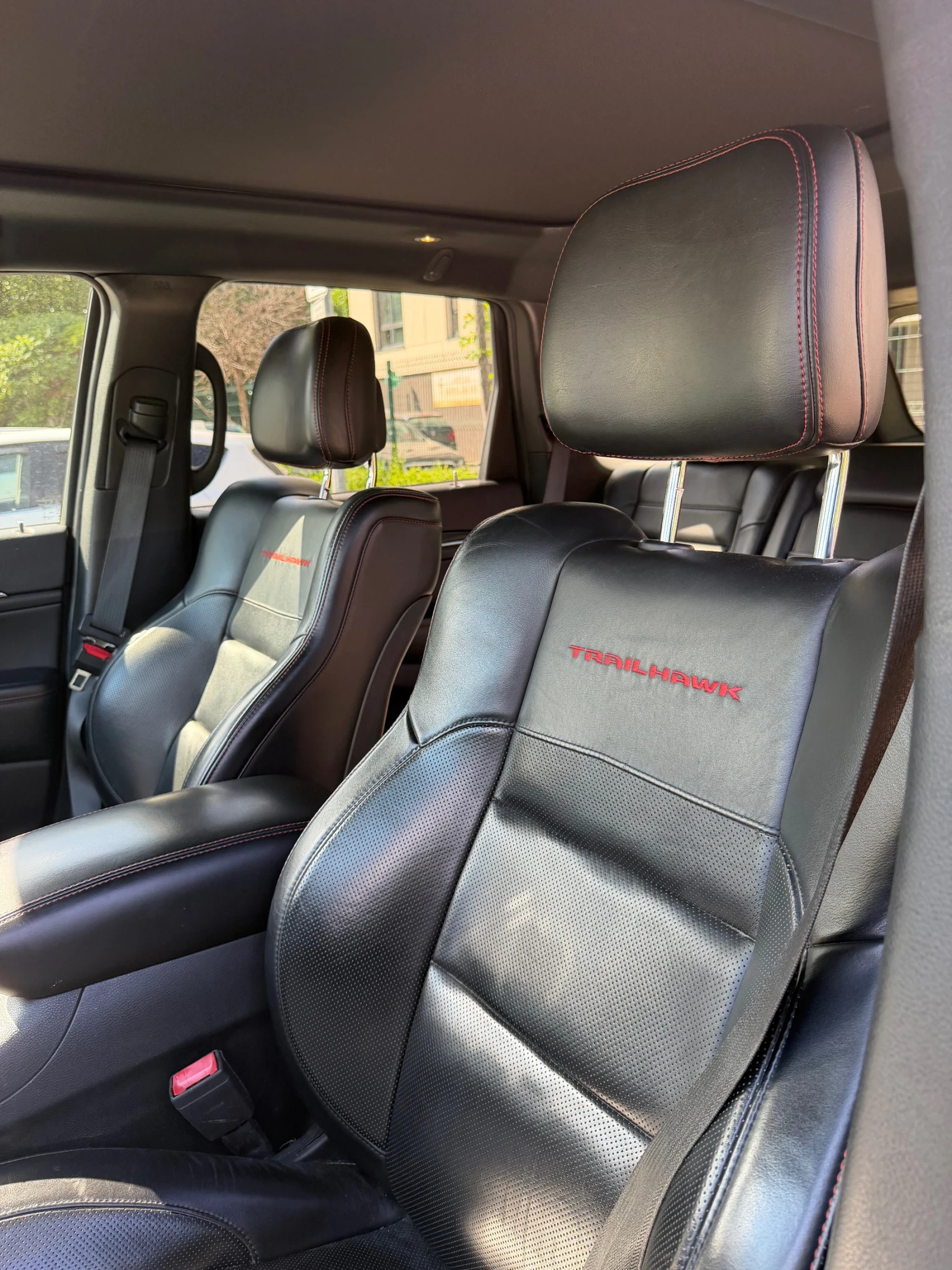 Jeep Grand cherokee Trailhalk , снимка 10 - Автомобили и джипове - 54917631