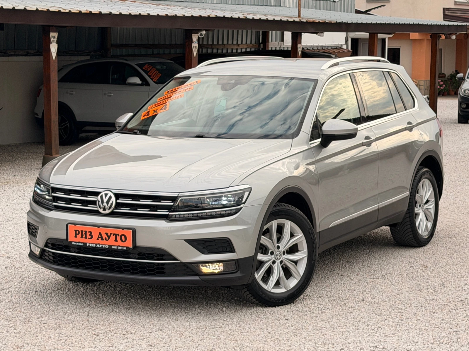 VW Tiguan 2.0TDI* NAVI* 100%KM* KEYLESS* AUTOMATIK* LIZING, снимка 14 - Автомобили и джипове - 55144369