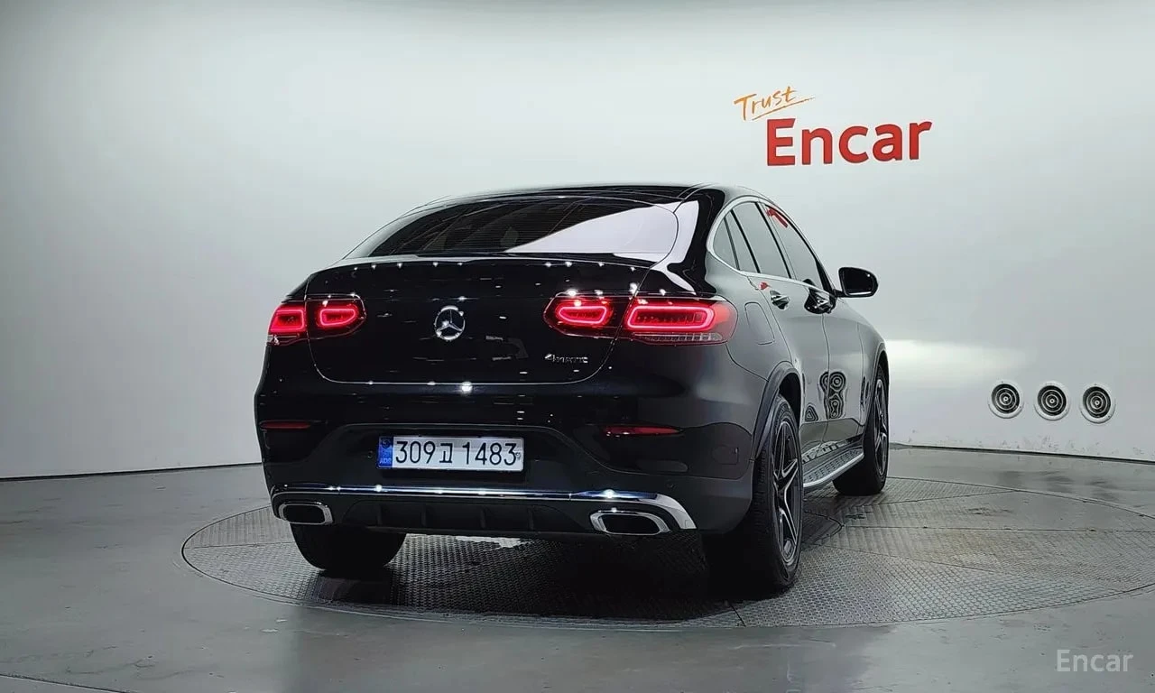 Mercedes-Benz GLC 300 4MATIC Coupe/ДИСТРОНИК/ДИГИТАЛЕН КИЛОМЕТРАЖ/ПАНО/, снимка 4 - Автомобили и джипове - 56081763