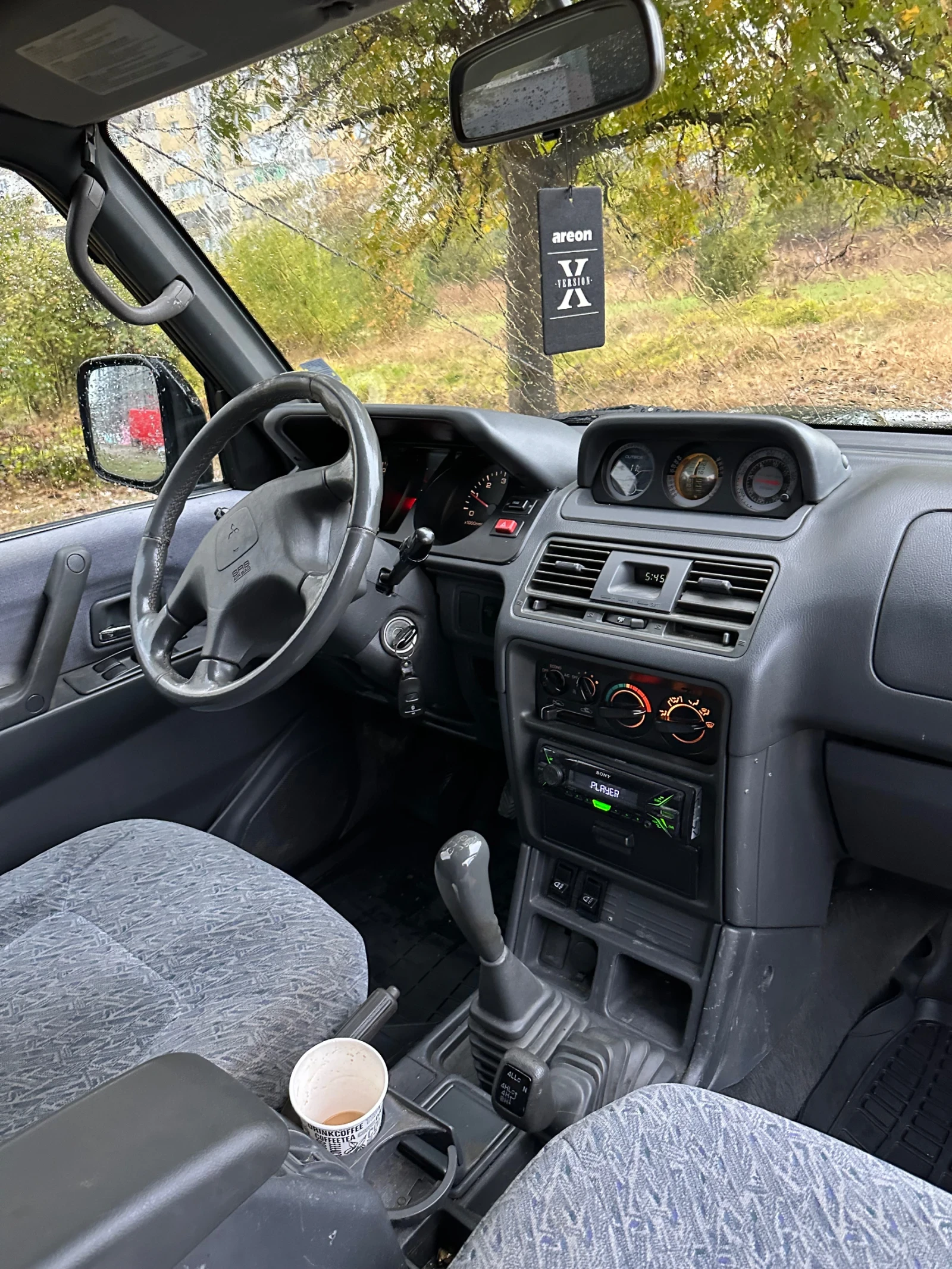 Mitsubishi Pajero, снимка 9 - Автомобили и джипове - 56525977