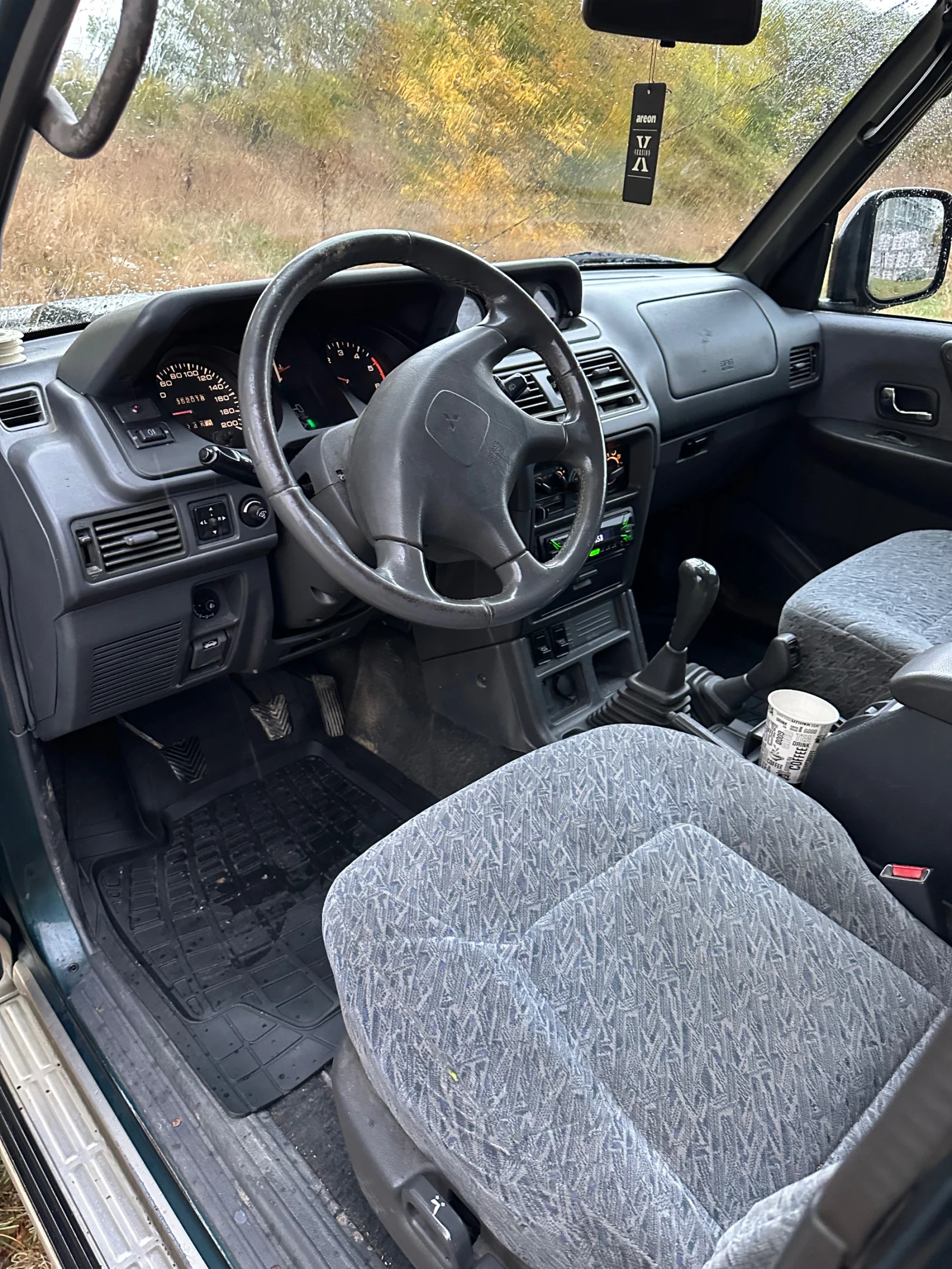 Mitsubishi Pajero, снимка 12 - Автомобили и джипове - 56525977