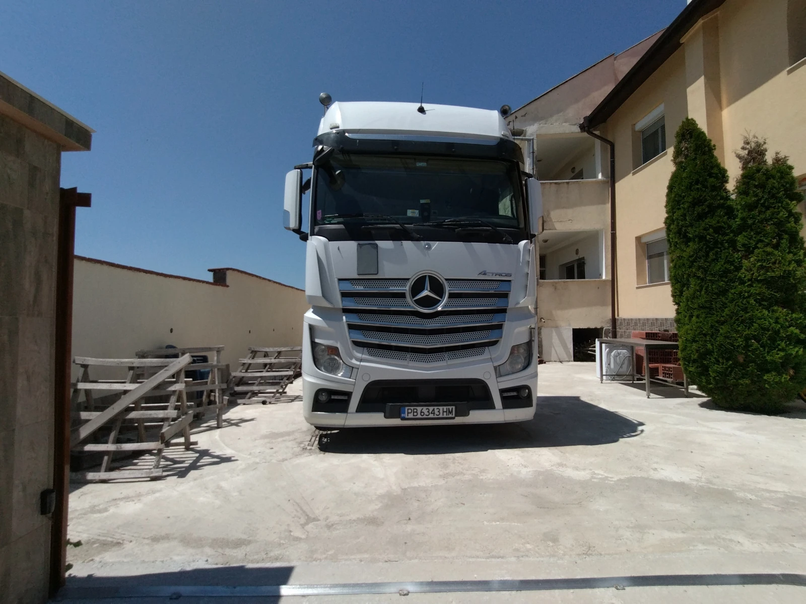 Mercedes-Benz Actros 1848 - изображение 2