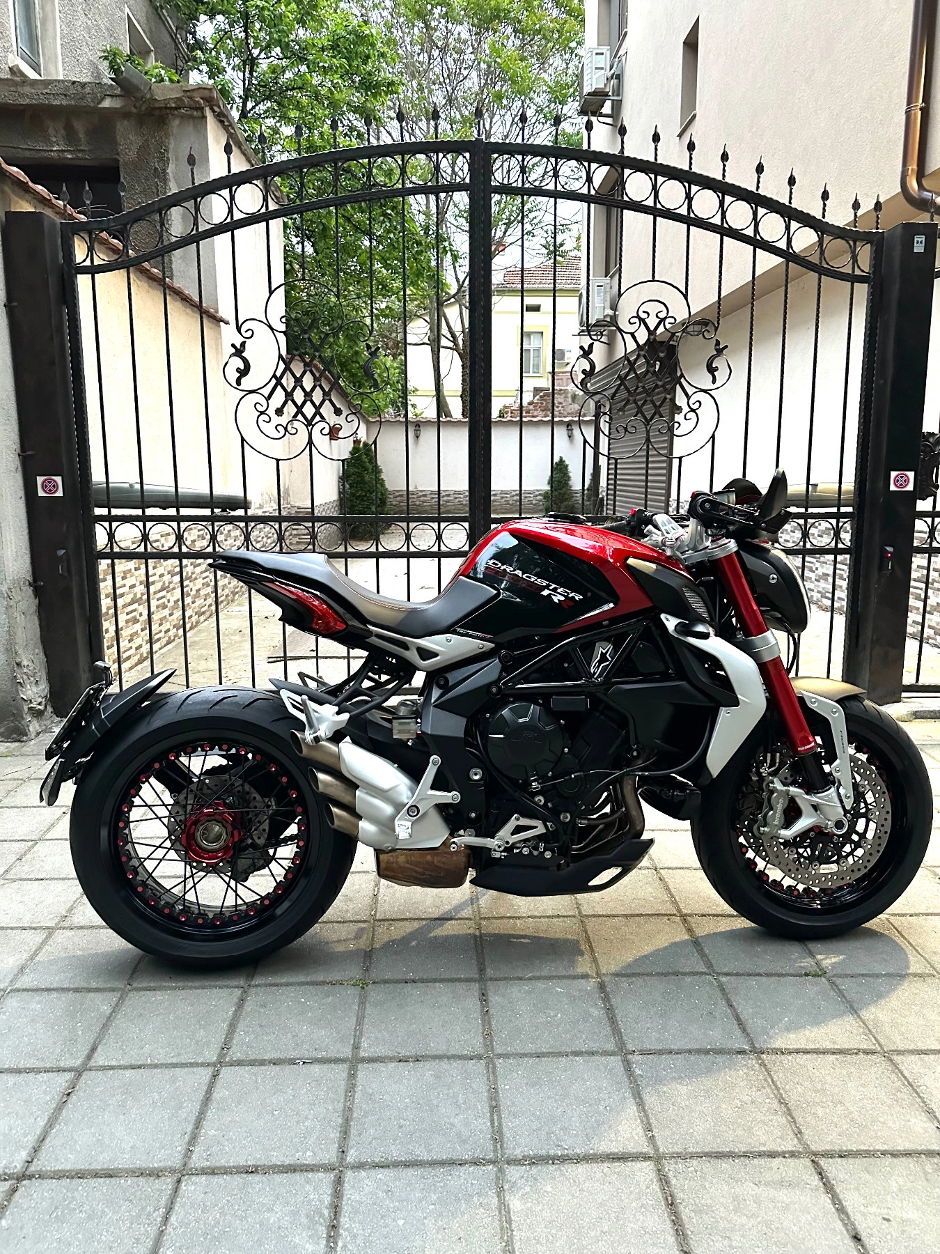 MV Agusta Brutale Dragster 800RR, снимка 1