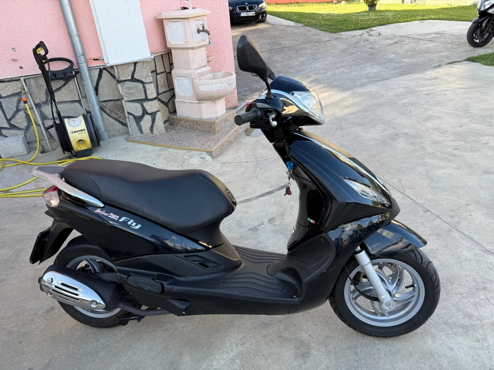 Piaggio Fly 125 - изображение 2