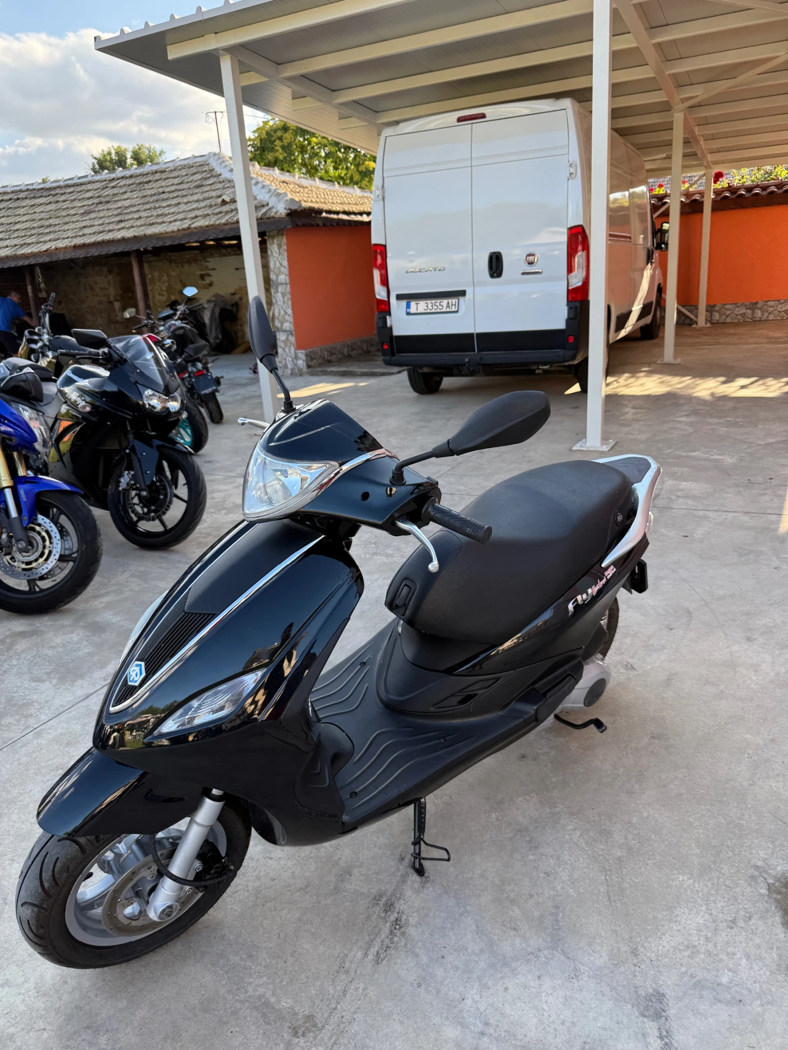 Piaggio Fly 125 - изображение 6