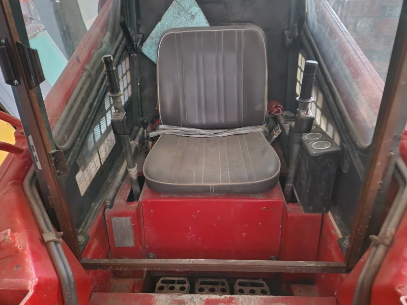 Челен товарач Друга марка FAI KOMATCU, снимка 2 - Индустриална техника - 53514705