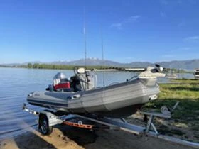 Надуваема лодка Adventure V450HD, снимка 1