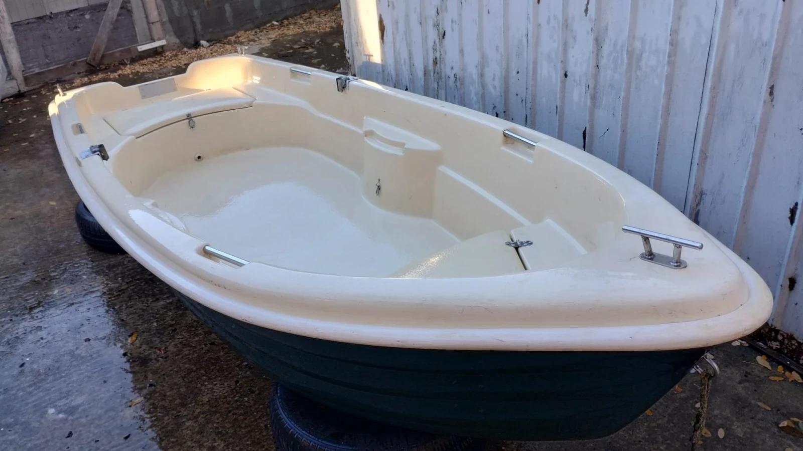 Лодка Corsiva 363 Fisher, снимка 4 - Воден транспорт - 53808247