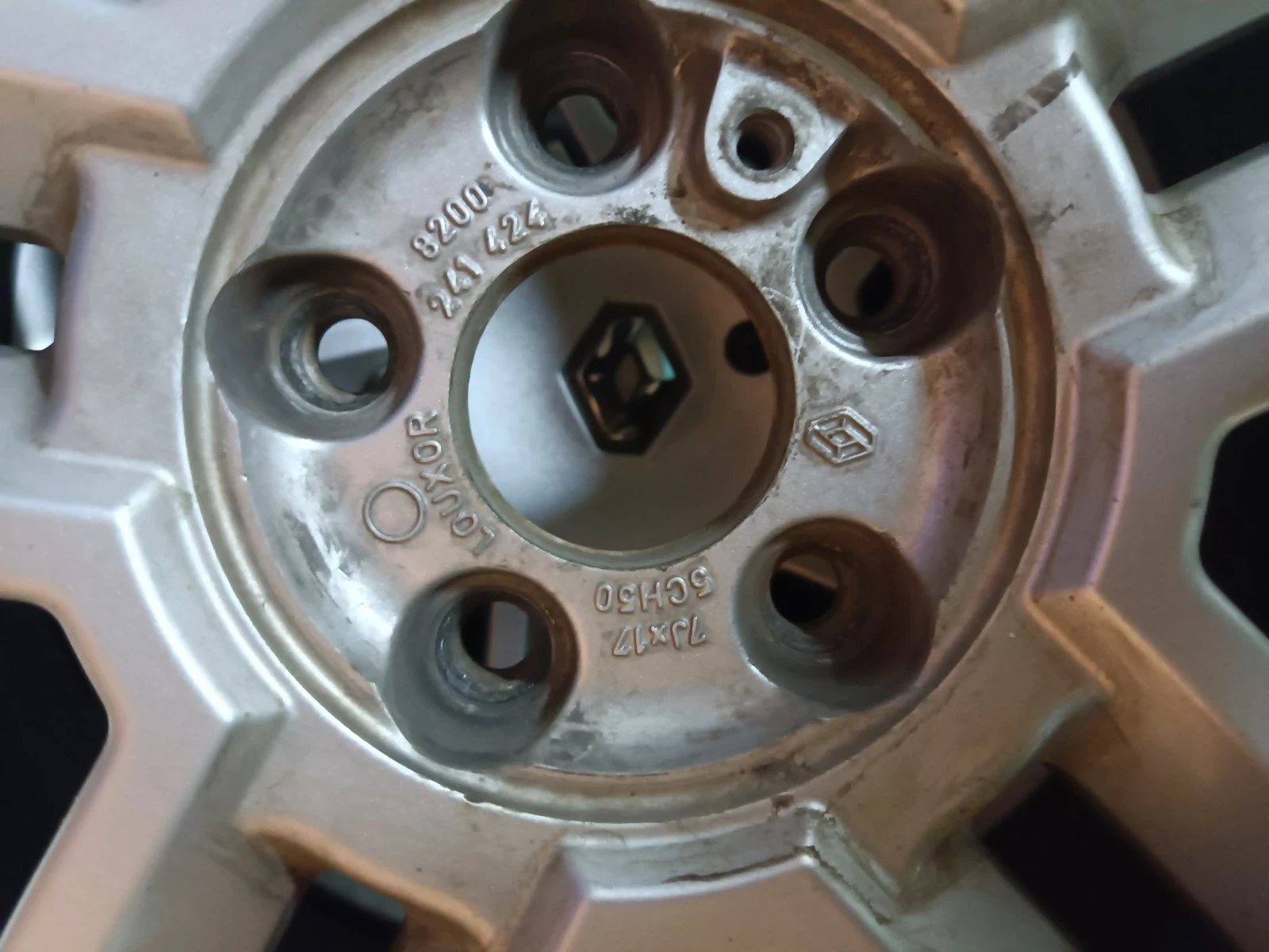 ���� � ������ 225/45R17 �� Renault | Mobile.bg � ����������� 1