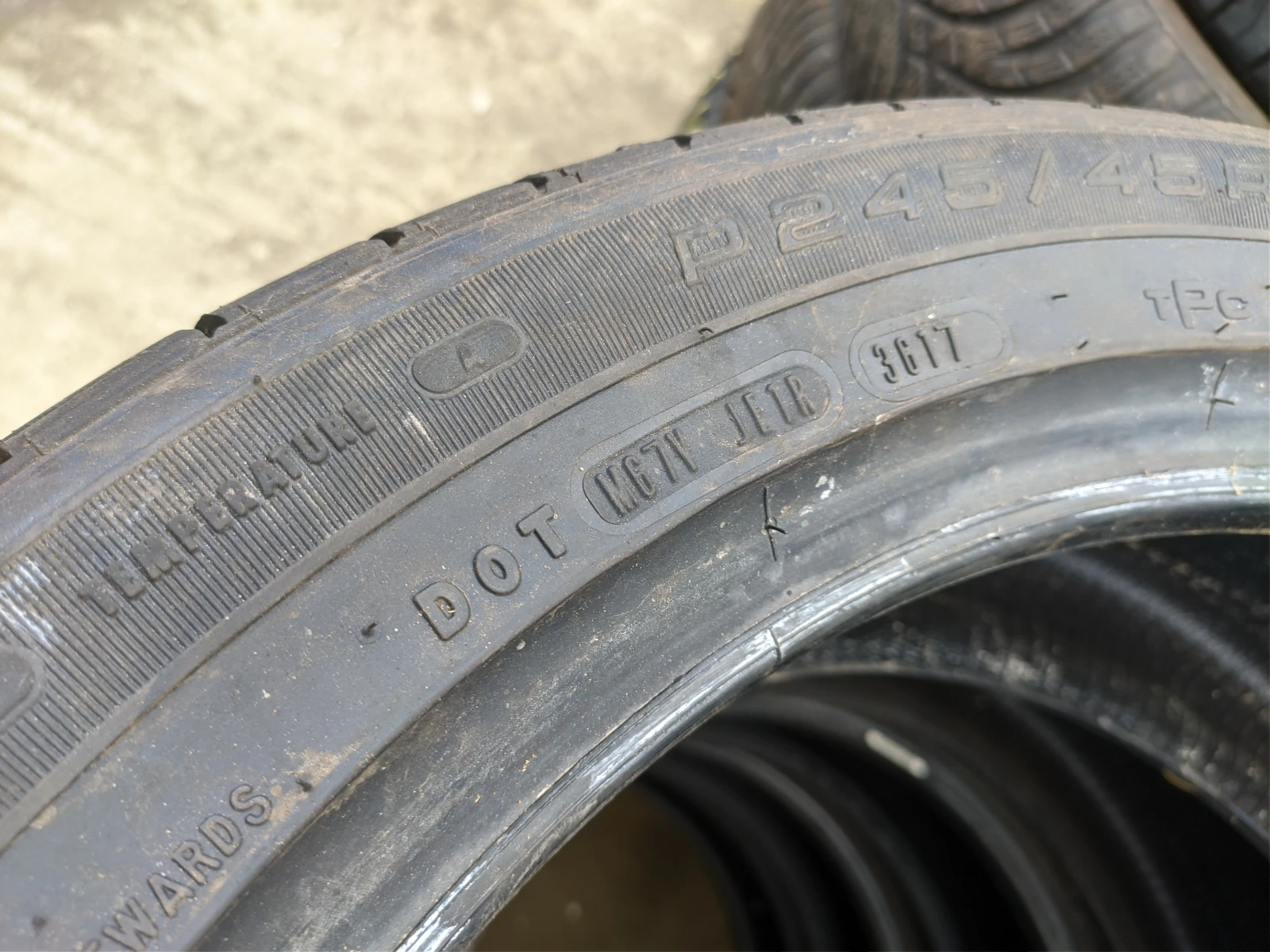 Гуми Летни 245/45R19, снимка 7 - Гуми и джанти - 54731014