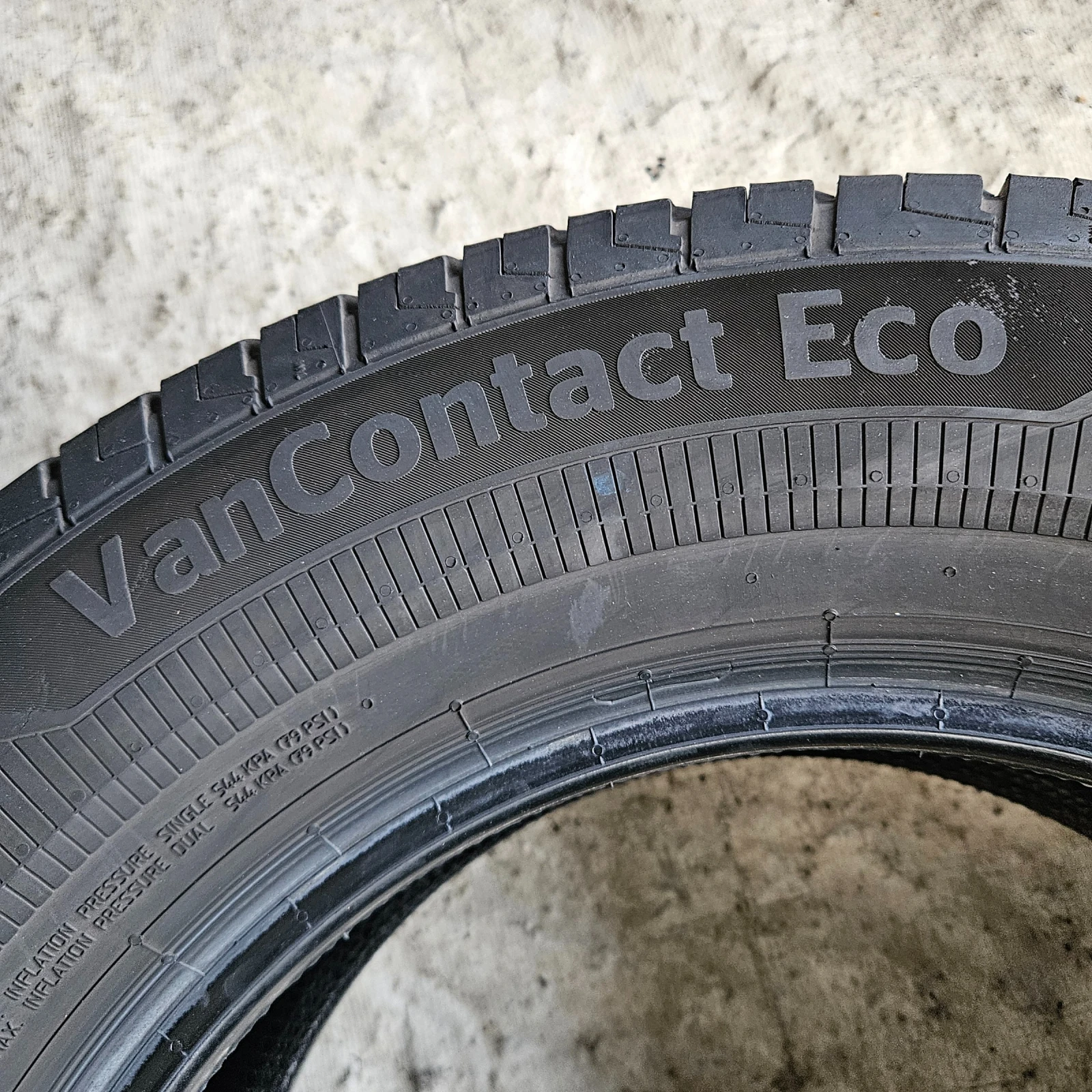 Гуми Летни 235/65R16, снимка 12 - Гуми и джанти - 54785845
