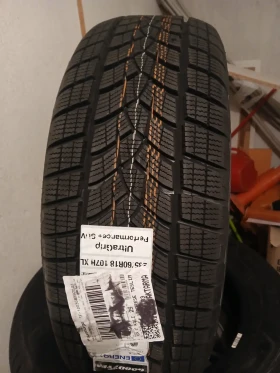 Гуми Зимни 235/60R18