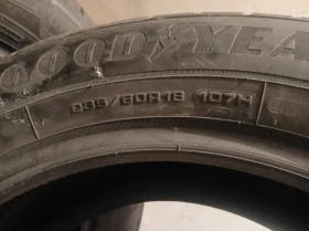 Гуми Зимни 235/60R18, снимка 4 - Гуми и джанти - 52729762