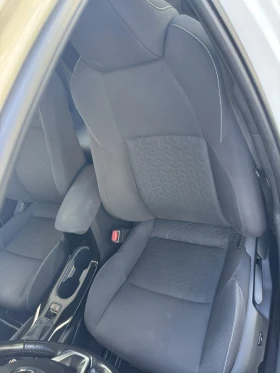 Toyota Corolla 1.8 Hybrid Executive - 34900 лв. / 17844.09 € - 25020070 11