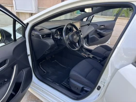 Toyota Corolla 1.8 Hybrid Executive - 34900 лв. / 17844.09 € - 25020070 9