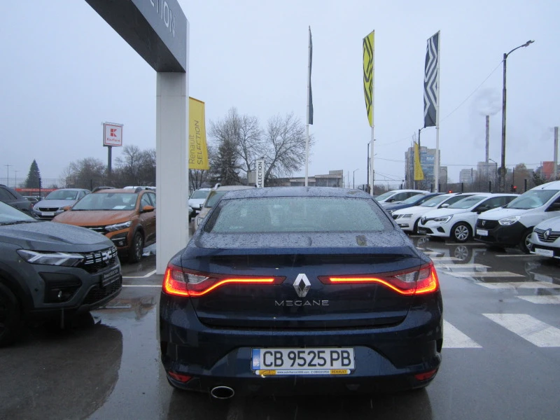 Renault Megane 1.5 dCi, снимка 4 - Автомобили и джипове - 43314755