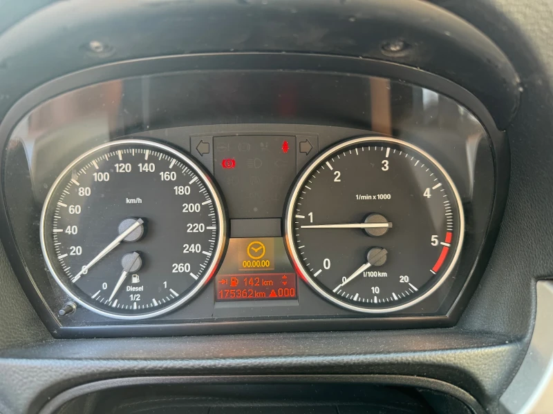 BMW 318 N47D20A, снимка 7 - Автомобили и джипове - 48212184