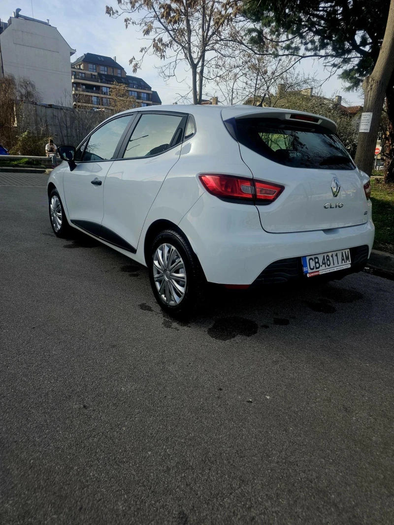 Renault Clio, снимка 6 - Автомобили и джипове - 49563805