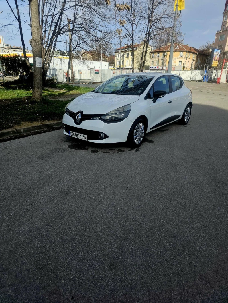 Renault Clio, снимка 2 - Автомобили и джипове - 49563805