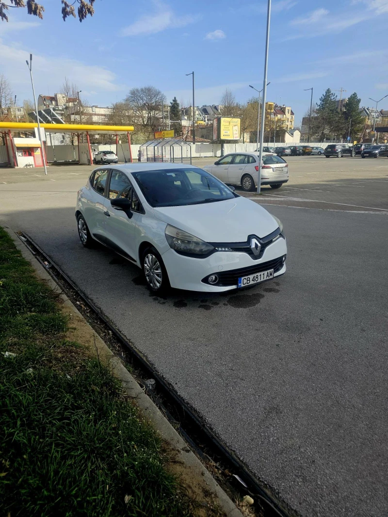 Renault Clio, снимка 1 - Автомобили и джипове - 49563805