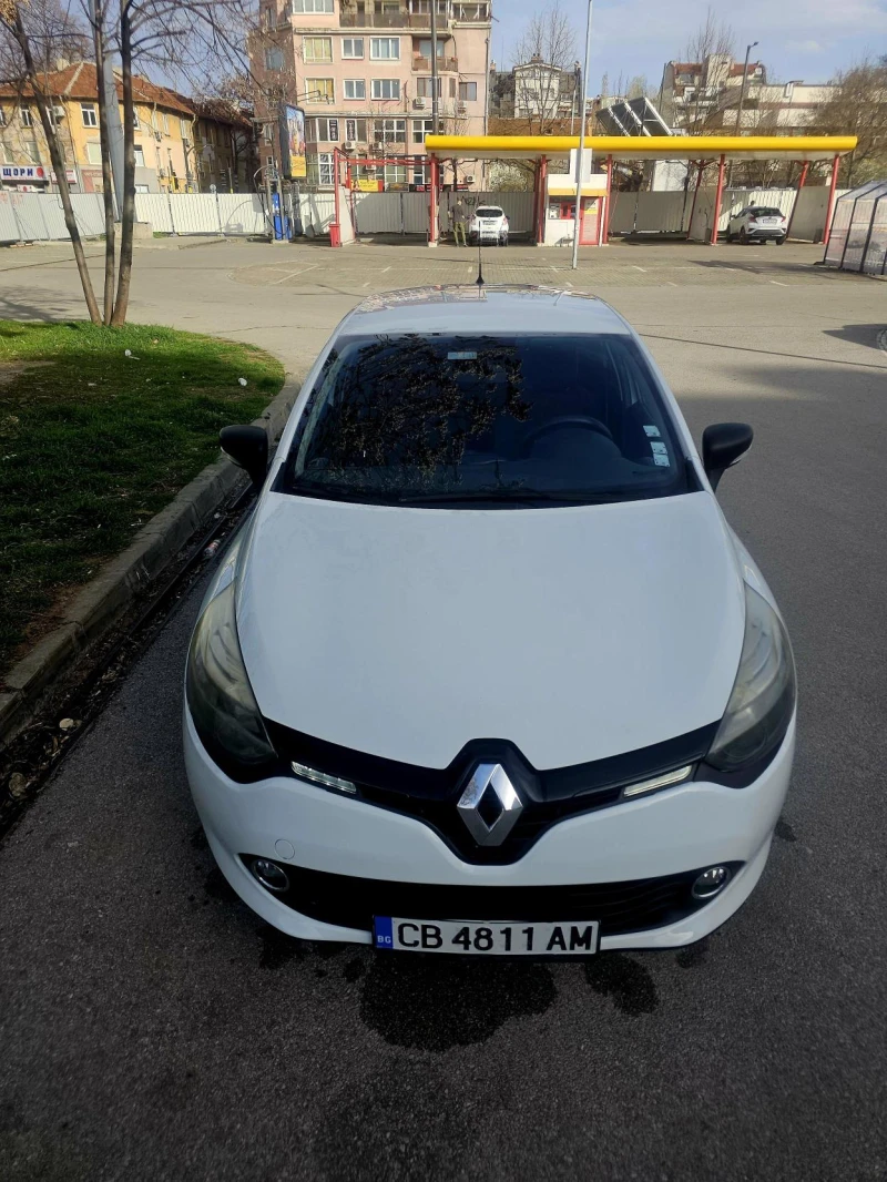 Renault Clio, снимка 3 - Автомобили и джипове - 49563805