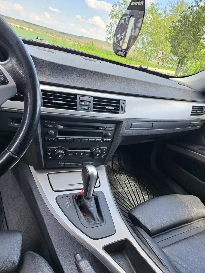 BMW 325 xi, снимка 5 - Автомобили и джипове - 52392090