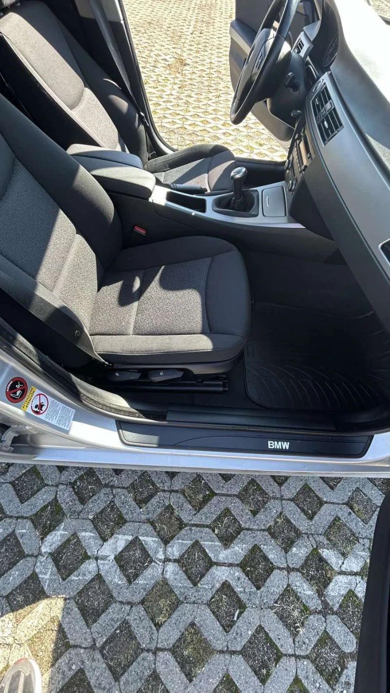 BMW 320 2.0, снимка 12 - Автомобили и джипове - 53062649