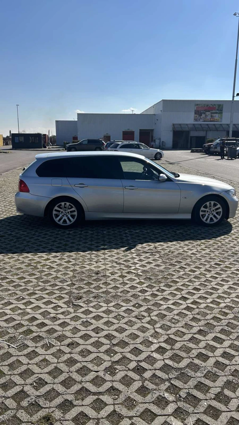 BMW 320 2.0, снимка 4 - Автомобили и джипове - 53062649