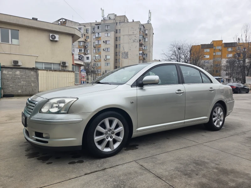 Toyota Avensis, снимка 15 - Автомобили и джипове - 53063812