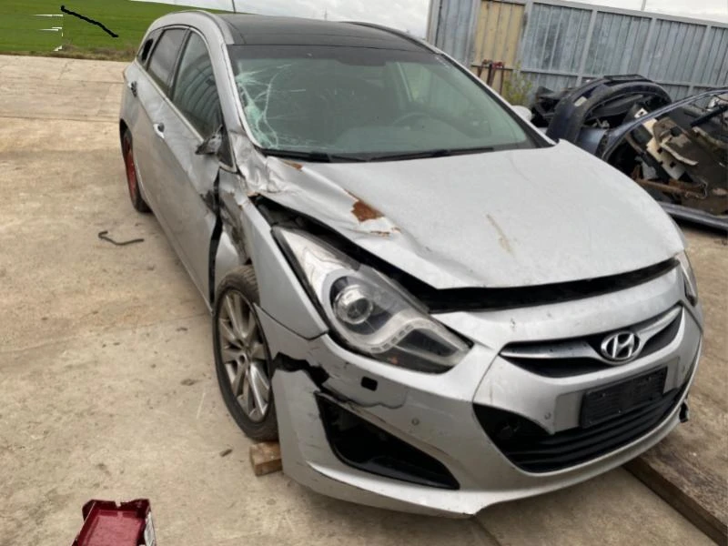 Hyundai I40 1,7 CRDI, снимка 1 - Автомобили и джипове - 32455802