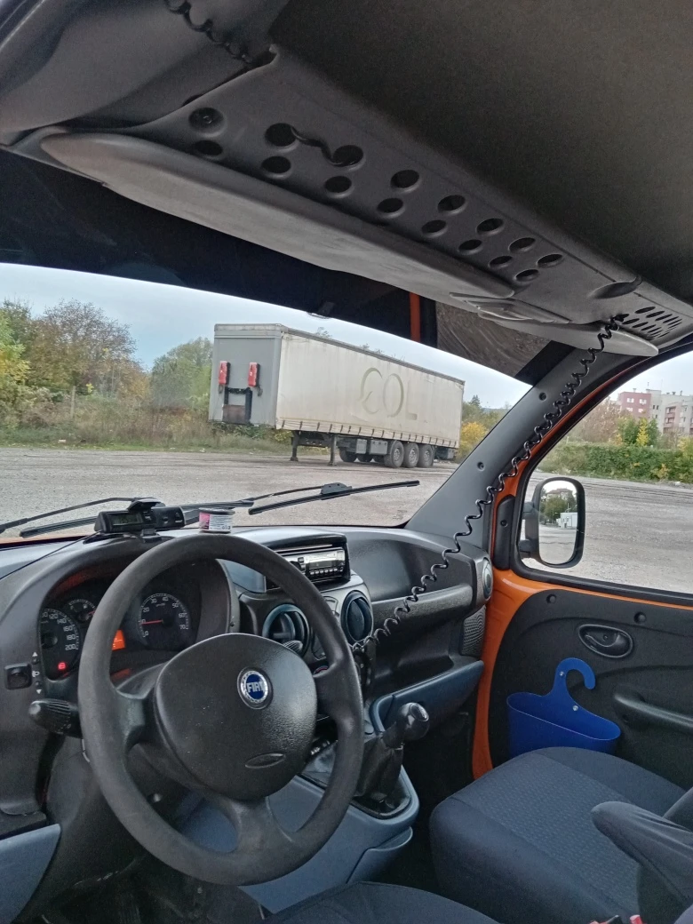 Fiat Doblo 1.3 MULTIJET, снимка 12 - Автомобили и джипове - 56512055