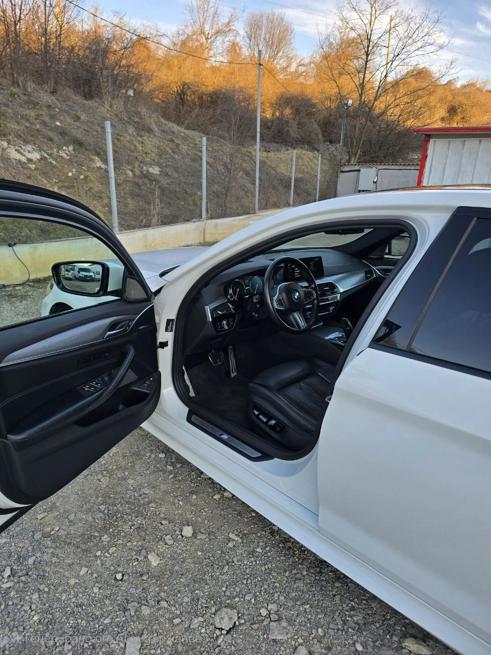 BMW 530E M-pack, Distronic, , , Harman/Kardon | Mobile.bg   17