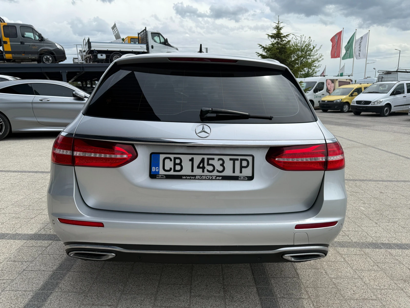 Mercedes-Benz E 220 d  - изображение 7