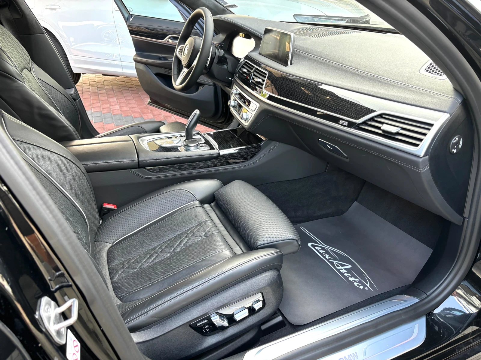 BMW 730 XD#M-PACK#LASER#ALCANTARA#2022г#80000км - изображение 8
