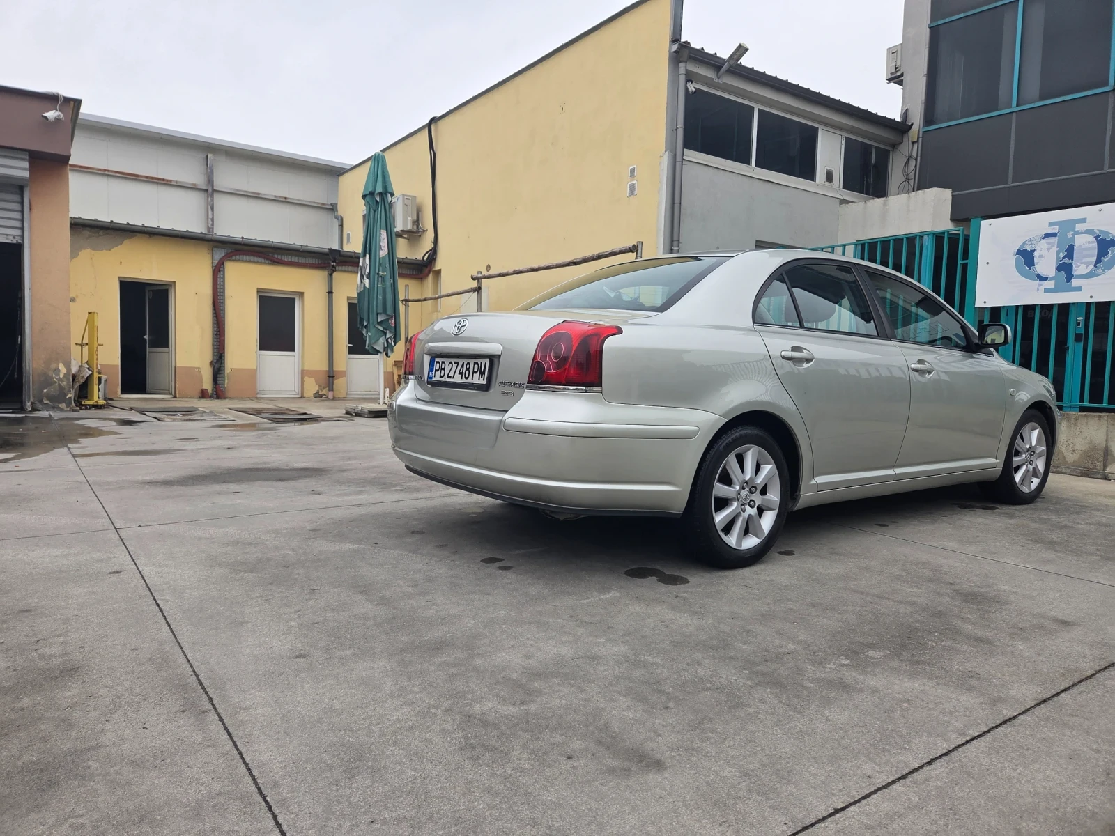 Toyota Avensis  - изображение 8